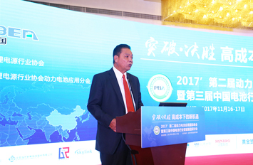 拿督依士甘達:馬來西亞EV市場正崛起 商業化需解決電池難題