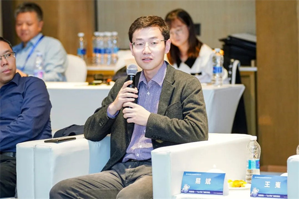 “Li+學社”高端對話：警惕全球化機遇下，鋰電企業的出海挑戰和技術迭代風險
